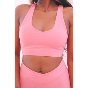 Pink Sports Bra Legging Set Athleisure Activewear Stretchy Soft Nylon Spandex